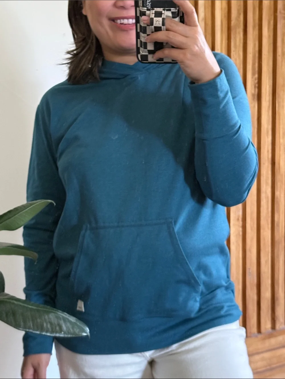 Vuori Halo Performance Pullover in  Cosmo Blue. M - Picture 7 of 8